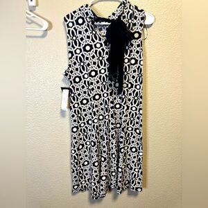 Robbie Bee Black and White Ruffled Tie Front Midi Dress